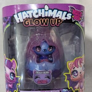Hatchimals Glow Up Magic Dusk Blinking Eyes Glow-in-Dark Toy Twilight Kittycan